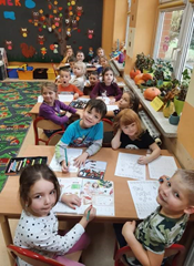 Zajęcia przy stolikach